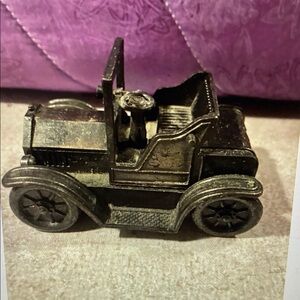 Vintage Diecast Metal Pencil Sharpener Antique Ford Model T Car 1917